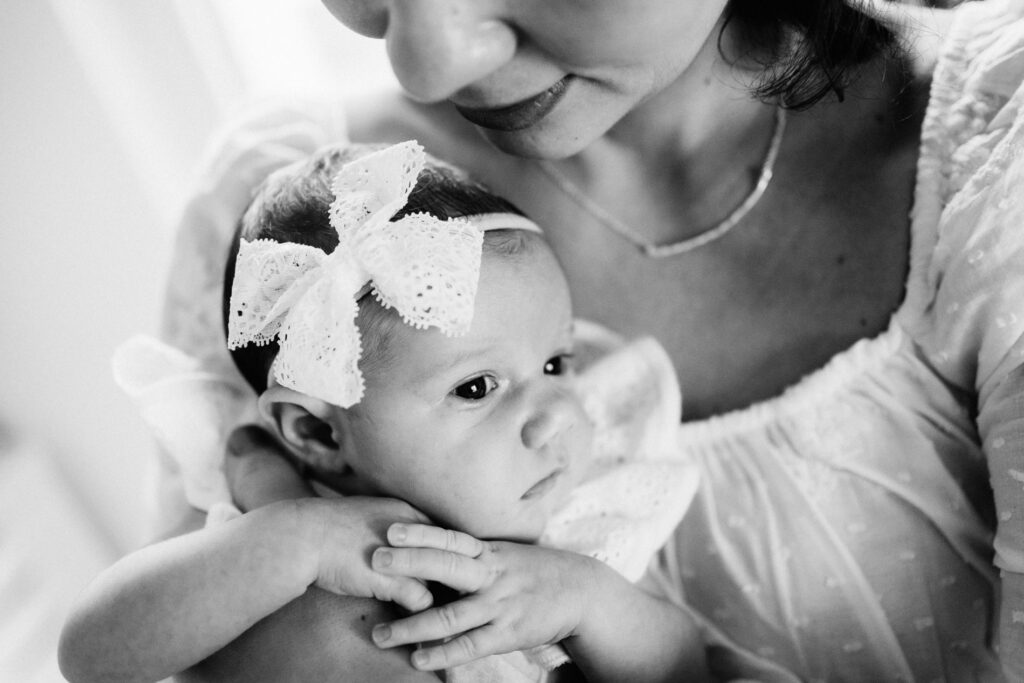 Baby-Fotoshooting und Neugeborenen Fotografie zuhause in Hamburg, Stade oder Hemmoor