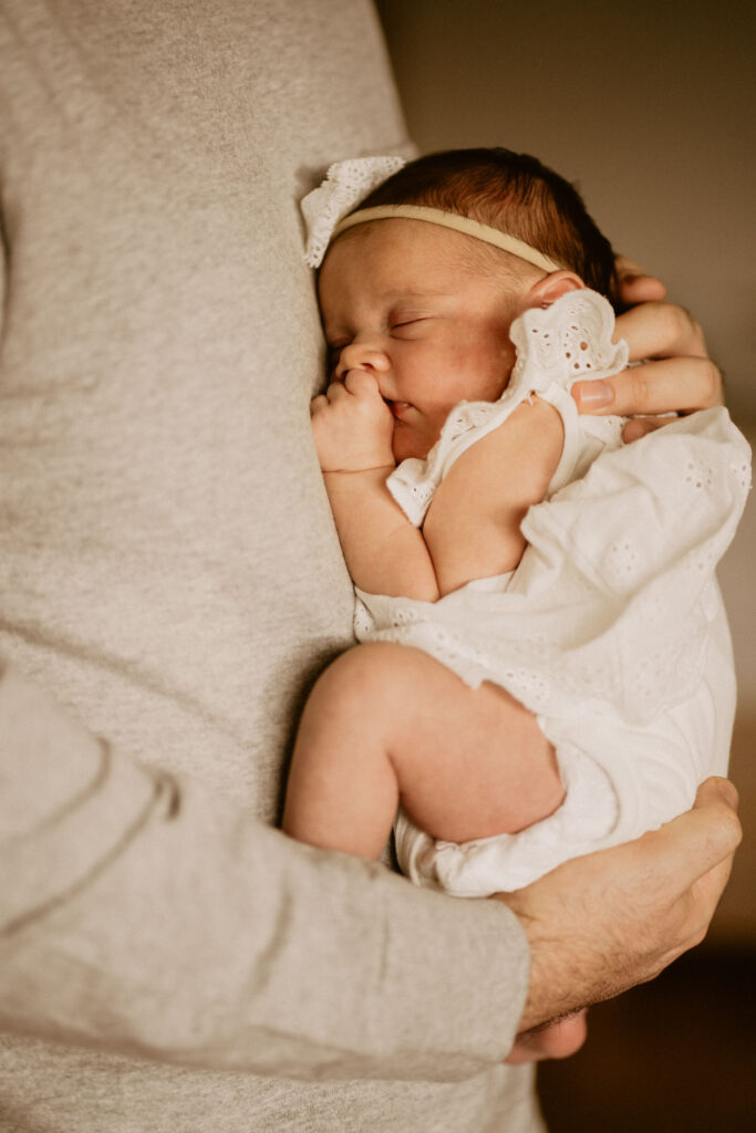 Baby-Fotoshooting und Neugeborenen Fotografie zuhause in Hamburg, Stade oder Hemmoor